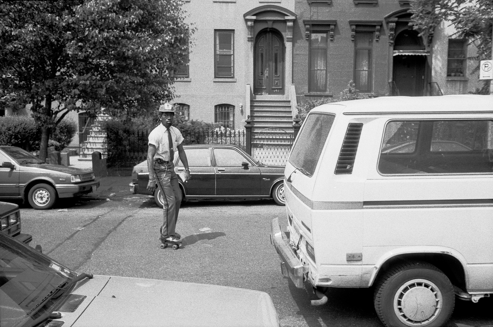 Postman on wheels, Brooklyn